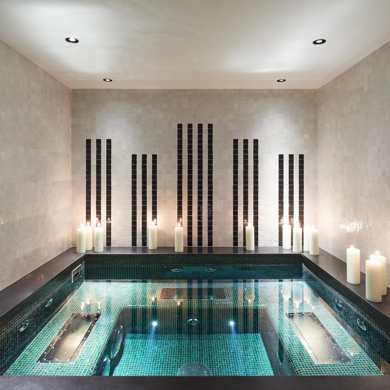 Pool or wellness setting at Grand Hôtel du Palais Royal.
