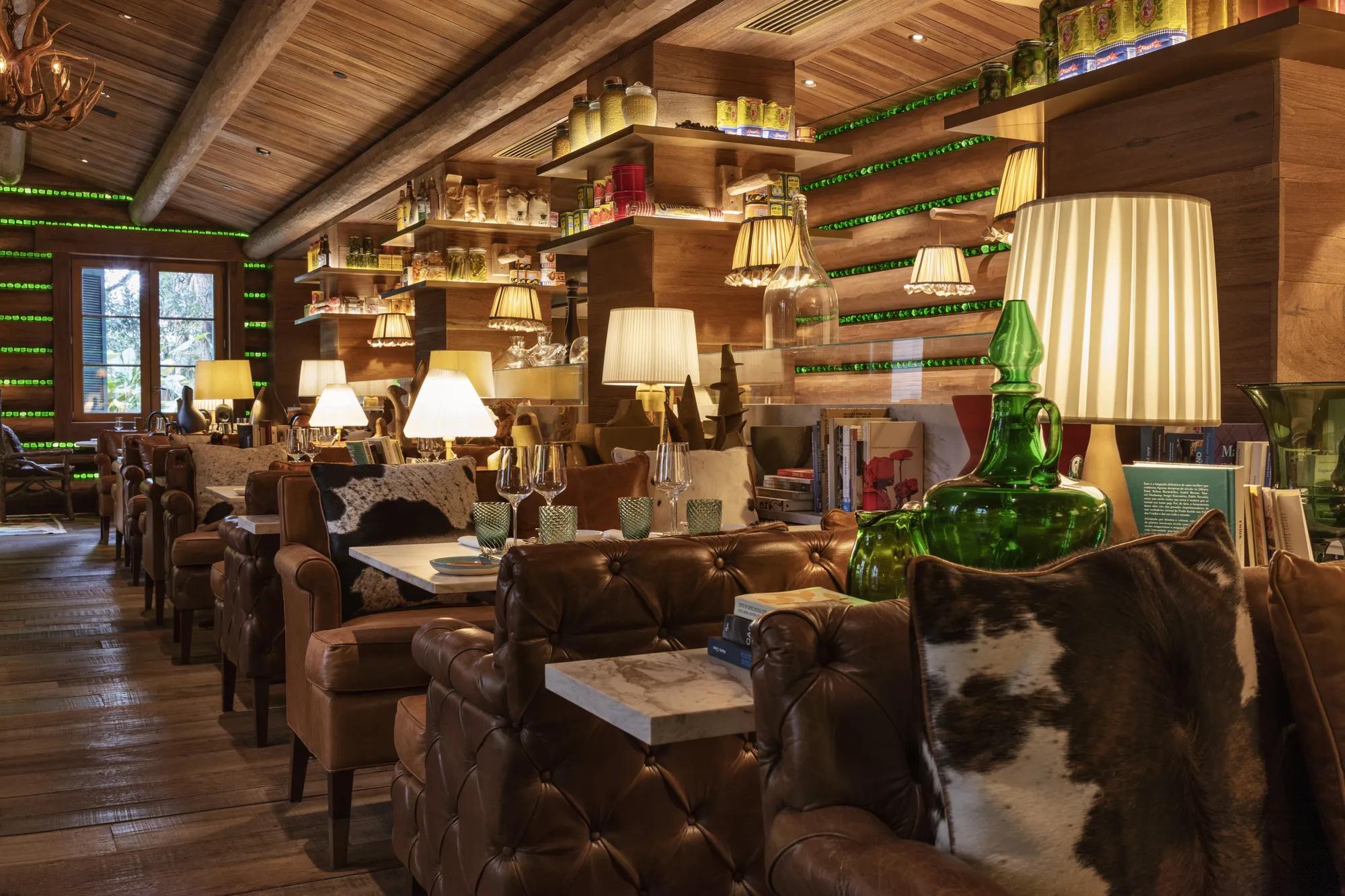 Dining or bar setting at Rosewood São Paulo.
