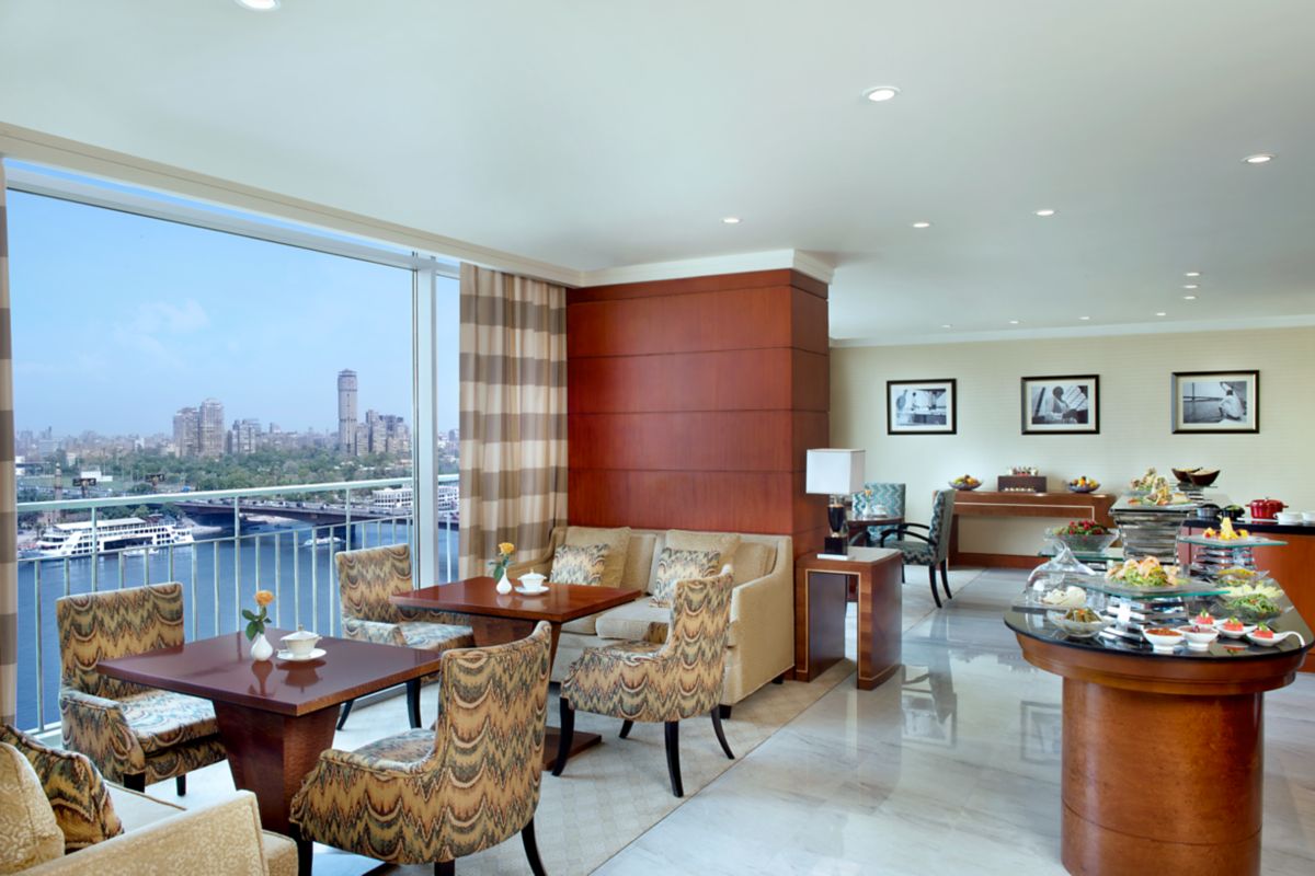 Dining or bar setting at The Nile Ritz-Carlton.